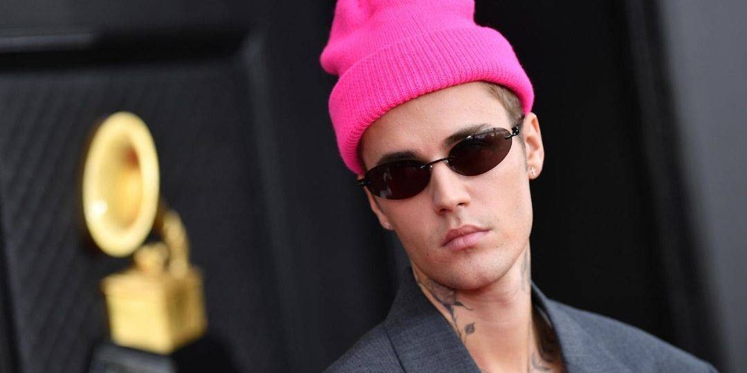 Article falsely claims Justin Bieber linked facial paralysis to vaccine - Featured image