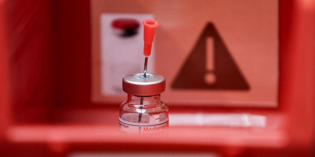 Les chiffres de l'Institut de santé publique belge ne démontrent pas une "efficacité négative" des vaccins contre le Covid-19 - Featured image