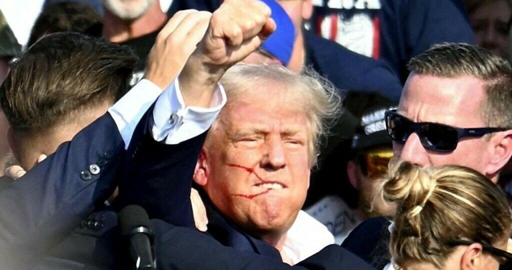 Faktencheck: Mordversuch um Trump, Réckzuch vum Biden … Wéi sech Konspiratiounstherorien an Desinformatioun an der US-Gesellschaft verbreeden - Featured image
